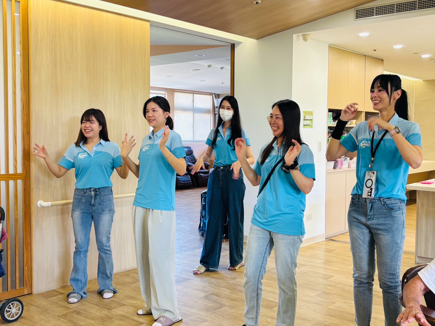 老五老石碇 東生華製藥 ESG 永續發展 高齡關懷